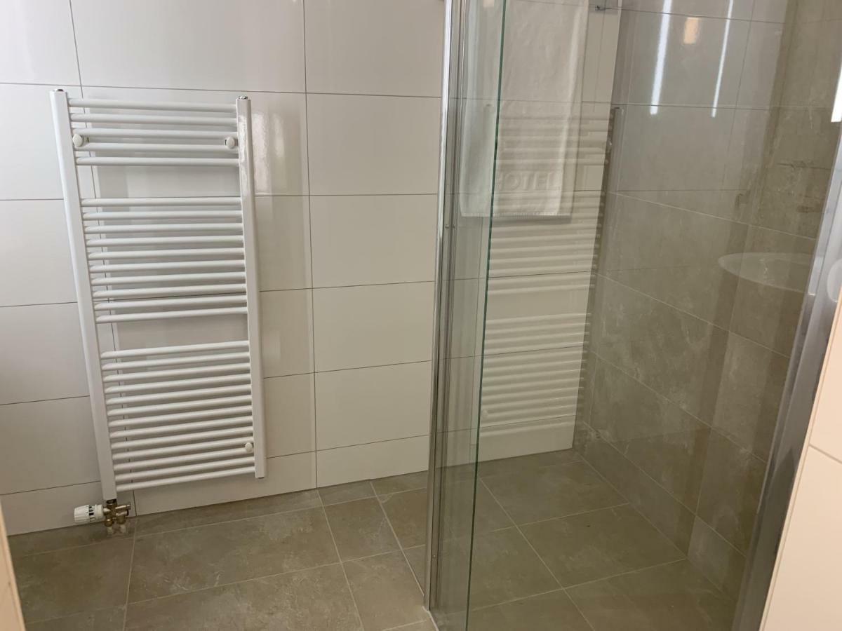 Hotel Adore Romanel-sur-Morges Bagian luar foto