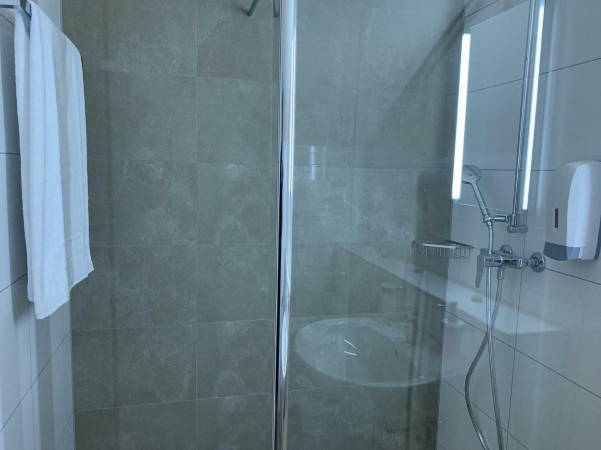 Hotel Adore Romanel-sur-Morges Bagian luar foto