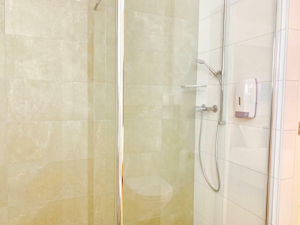 Hotel Adore Romanel-sur-Morges Bagian luar foto