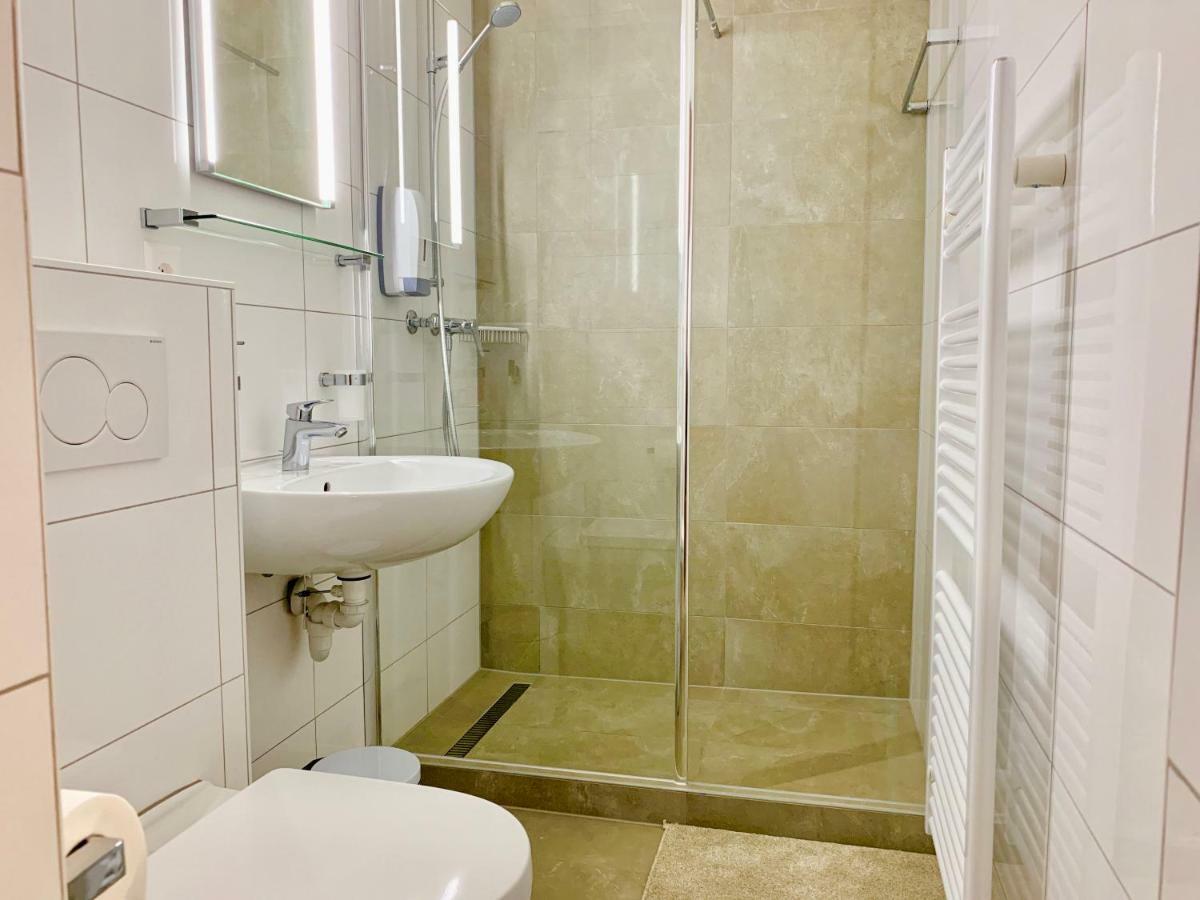Hotel Adore Romanel-sur-Morges Bagian luar foto